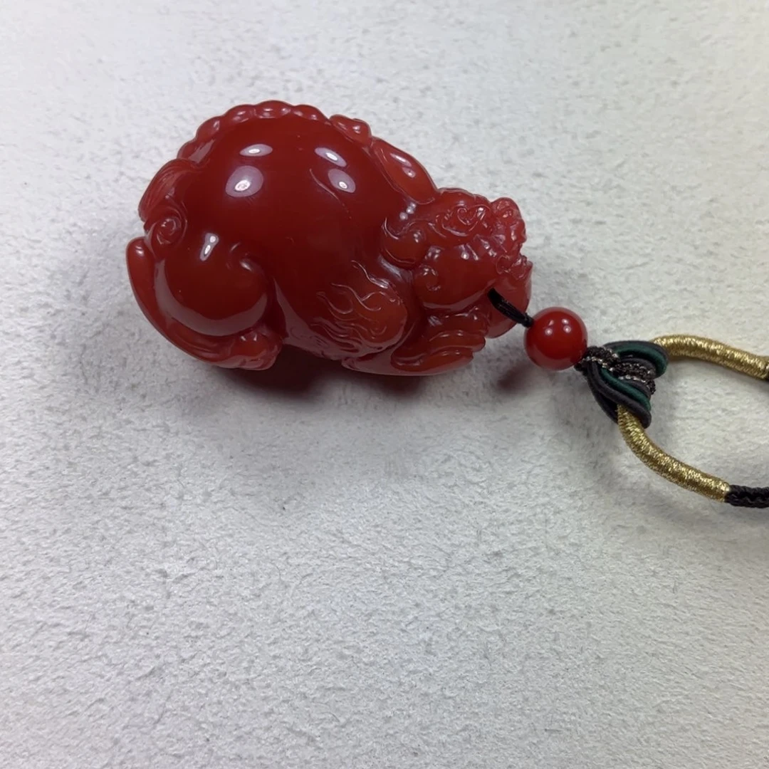 未镶嵌貔貅吊坠南红玛瑙