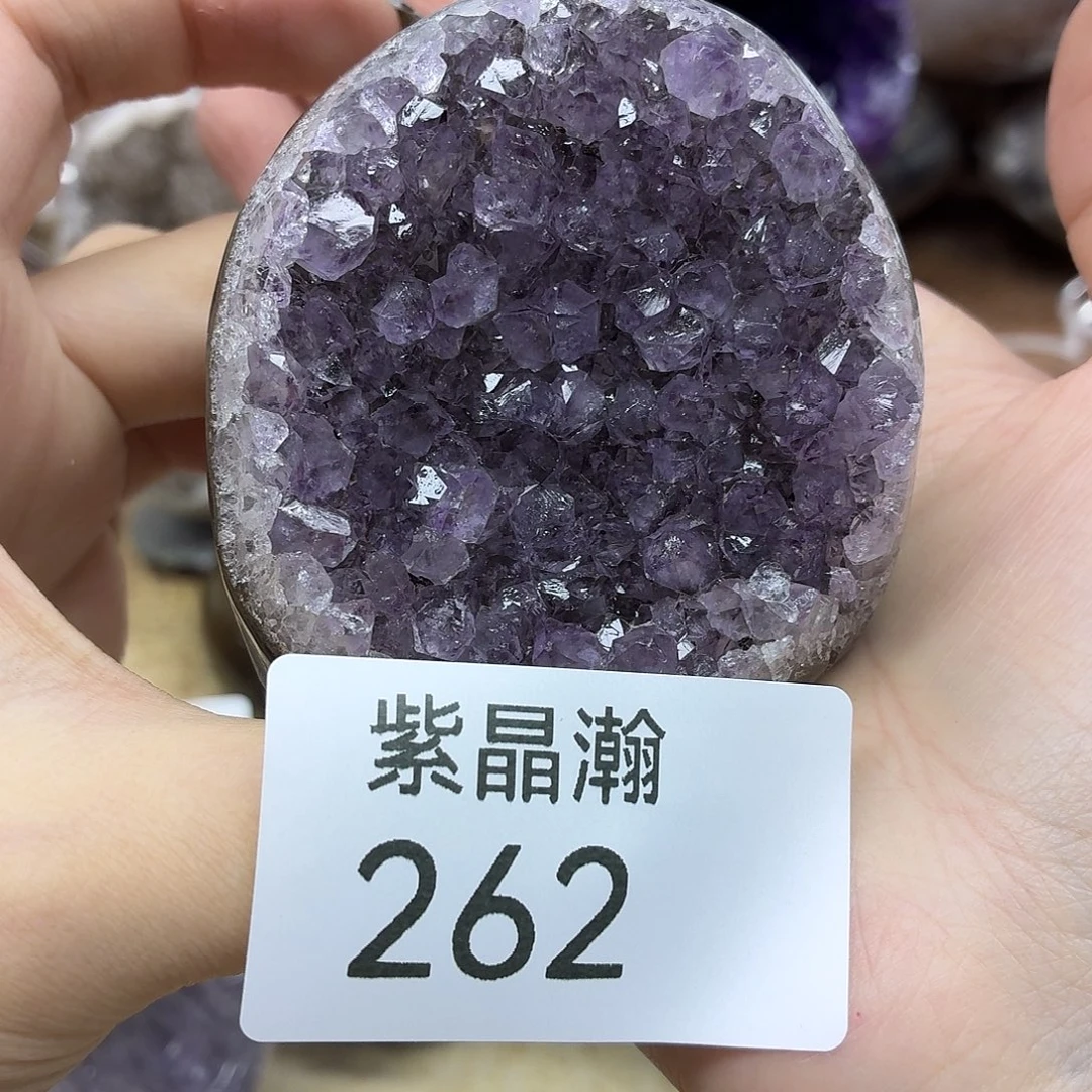 未镶嵌水晶大型摆件（非配饰）