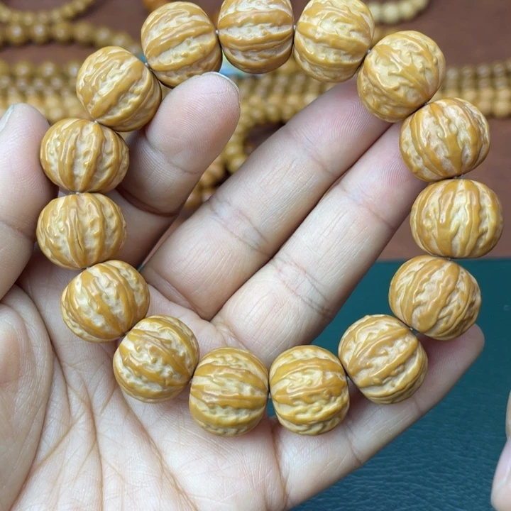 吊坠猴头核桃猴头