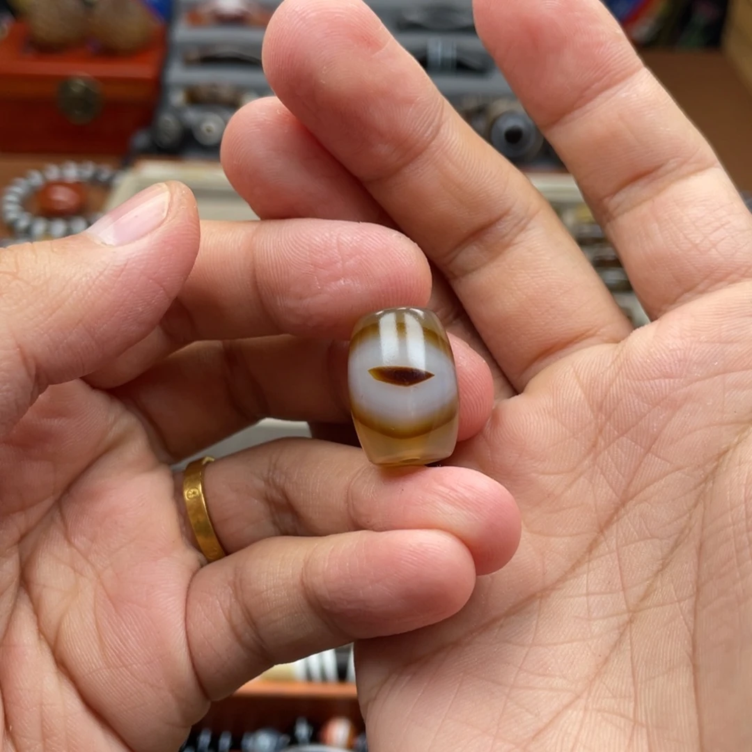 珍***米玛瑙/玉髓未镶嵌配饰