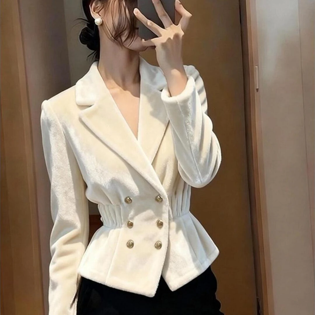 SS3452白色丝绒外套高端时髦洋气独特漂亮减龄超好看气质掐腰上衣