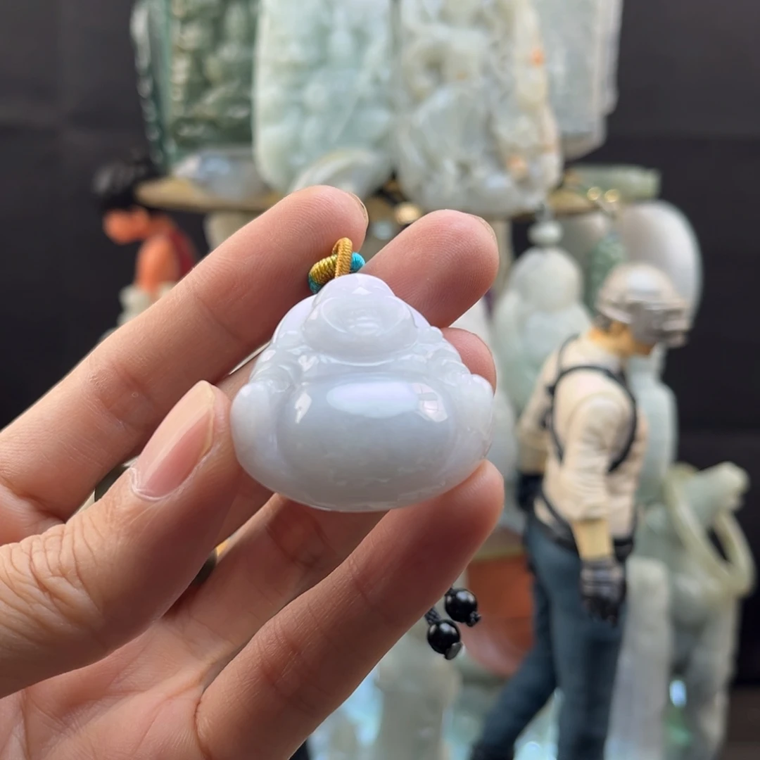 无***天颈饰未镶嵌翡翠佛公
