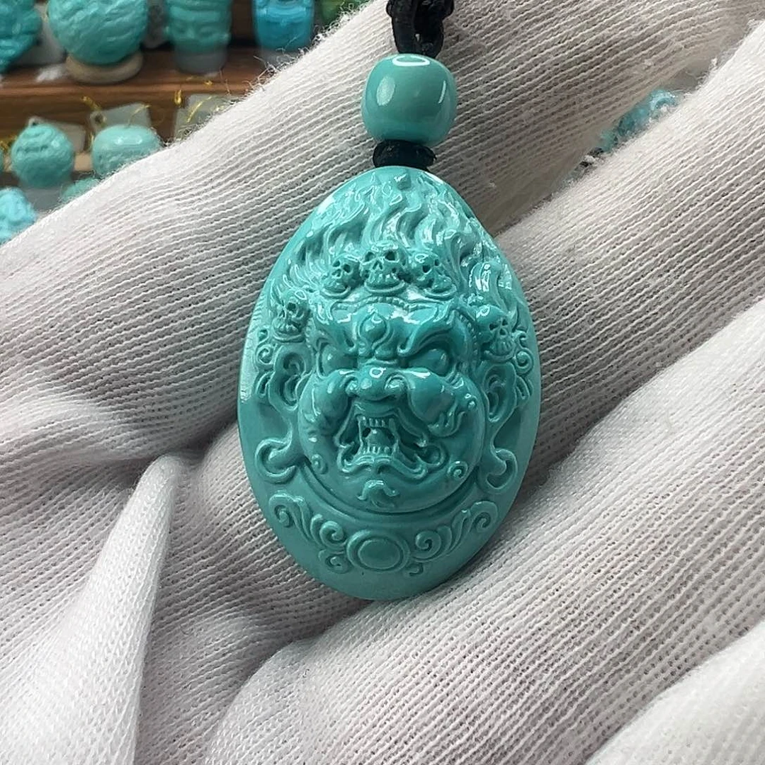 绿松石配饰未镶嵌