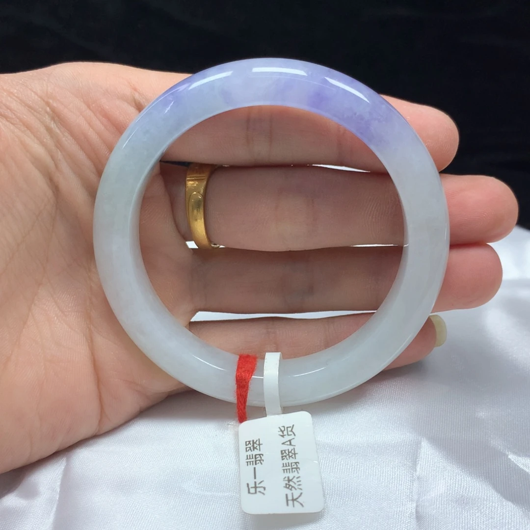 翡翠未镶嵌手镯（圆镯）54.1