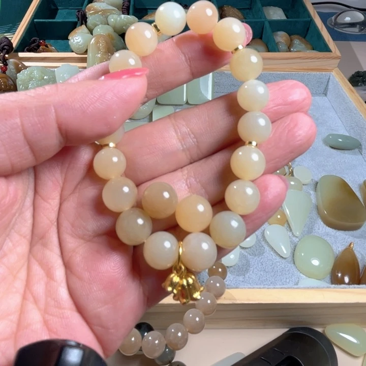 未镶嵌和田玉（糖玉）珠宝半成品