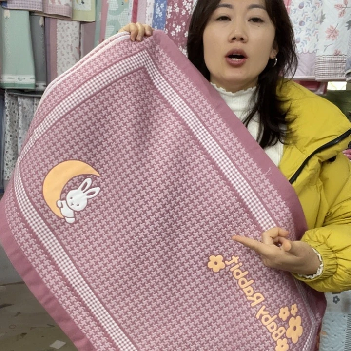 棉特价促销酒红色千鸟格