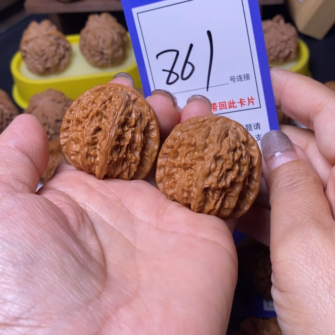 文玩核桃把件40白狮子861
