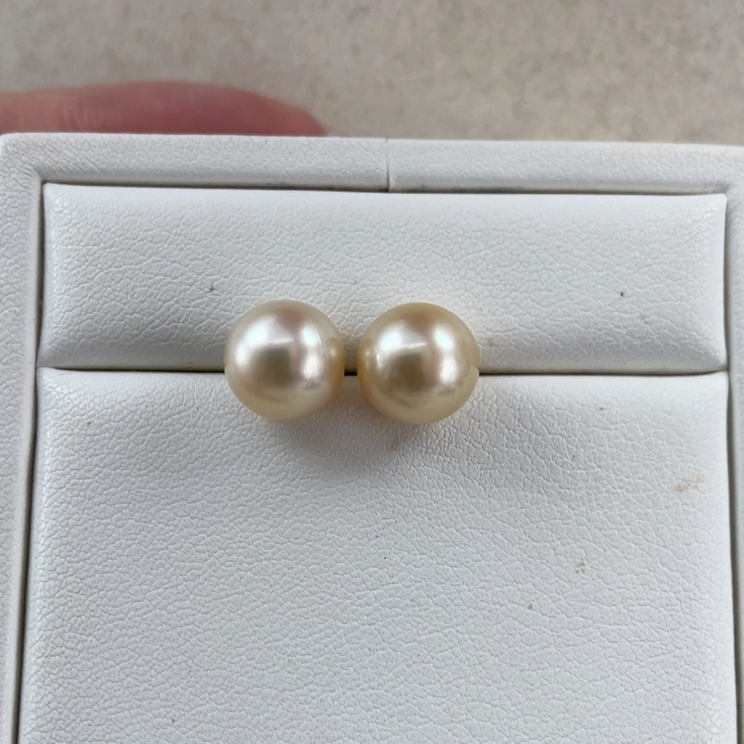 18K金镶嵌耳饰海水珍珠9-10mm