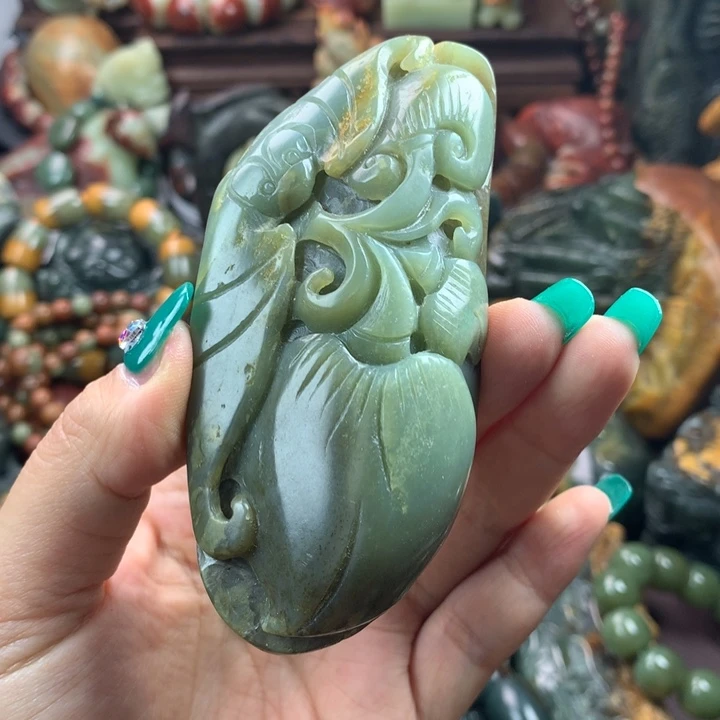 岫岩河磨玉（透闪石质玉）把件未镶嵌