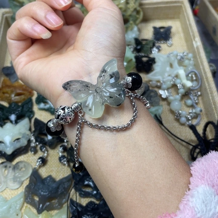 蛇纹石玉合金颈饰