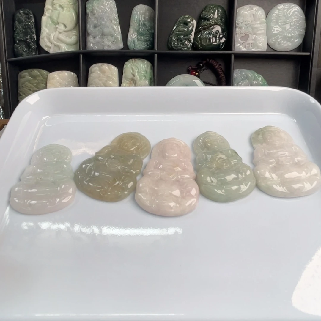 翡翠未镶嵌吊坠(不含链)便宜大漏款“介意勿拍”