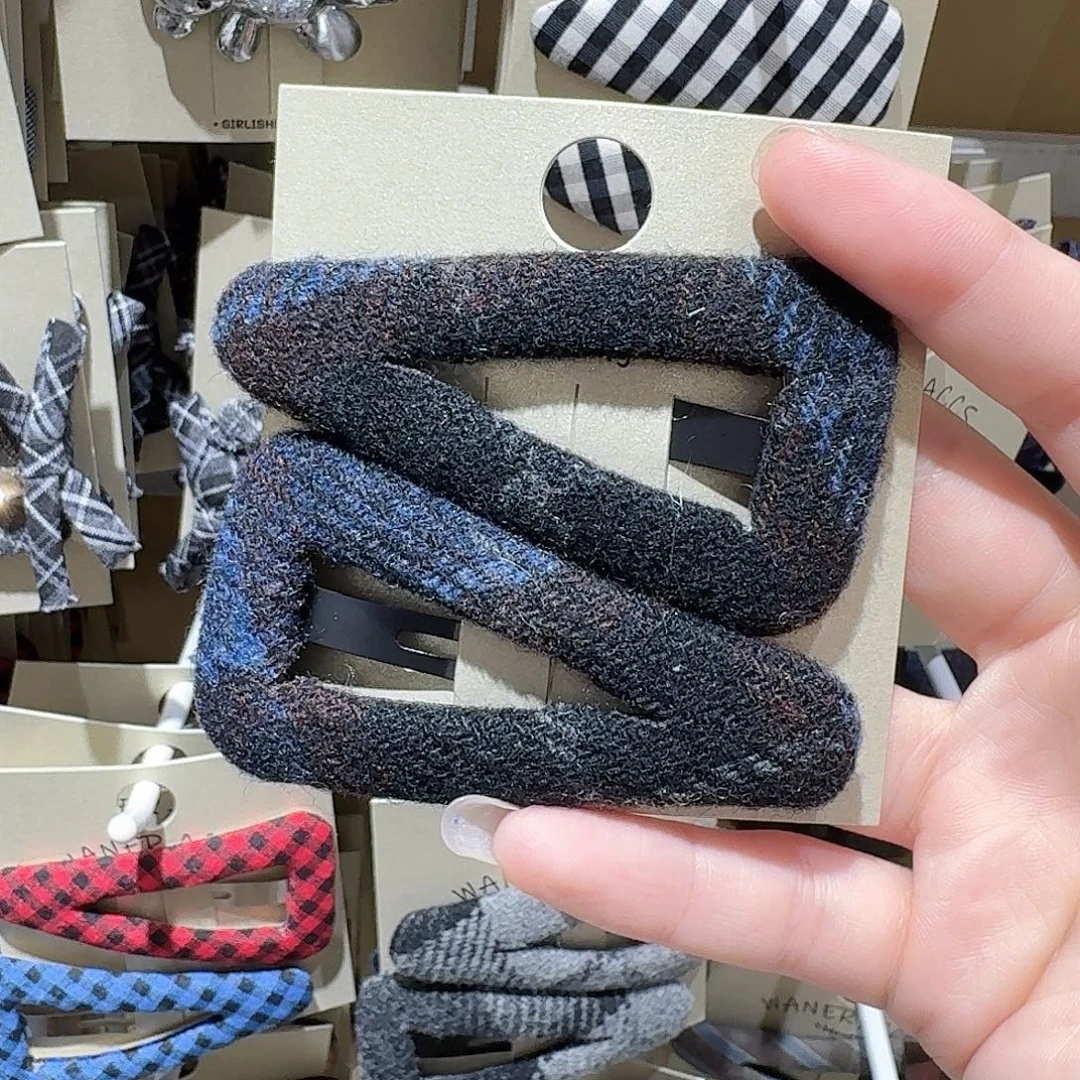 非金属布艺蓝色格子三角拜拜