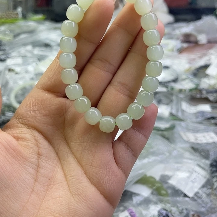 和田玉未镶嵌手串