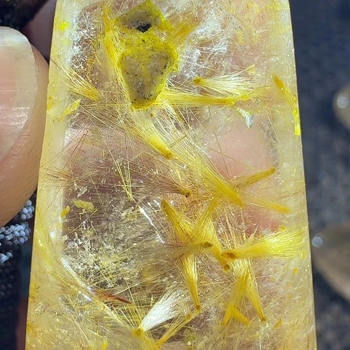 坦***然未镶嵌发晶颈饰我