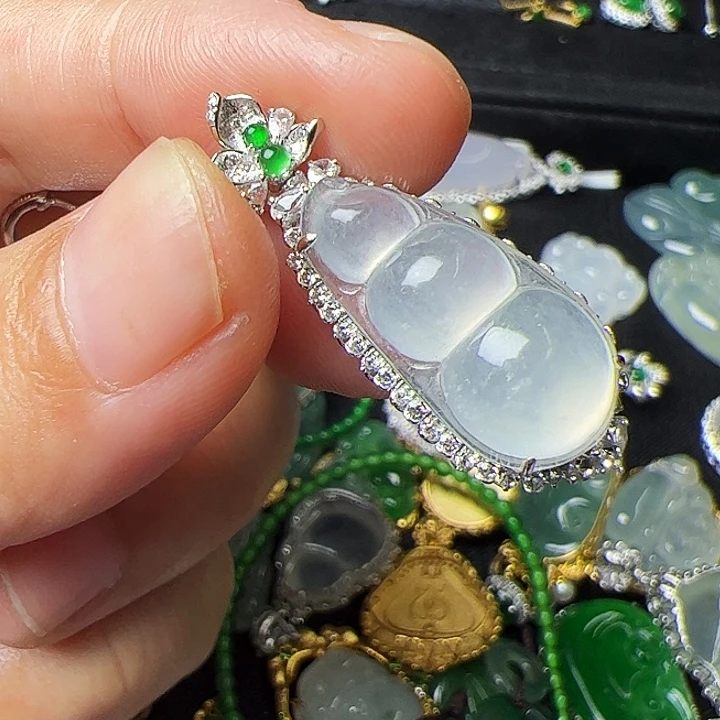 古***）翡翠18K金镶嵌吊坠(不含链)