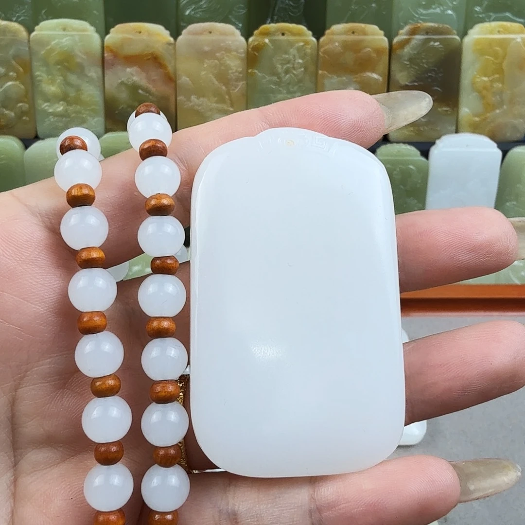 经典白平安牌吊坠