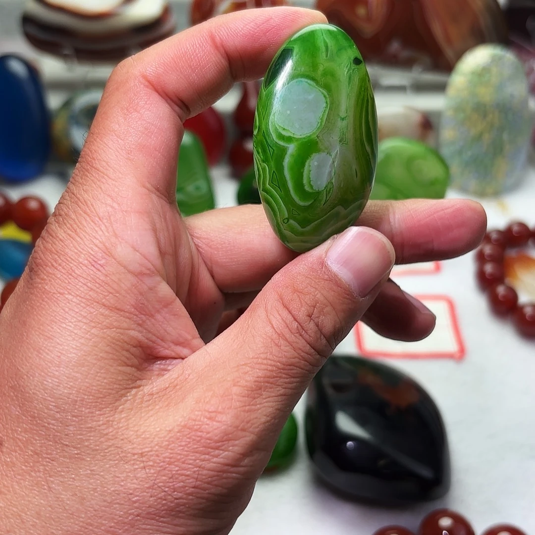 用***1玛瑙/玉髓未镶嵌颈饰