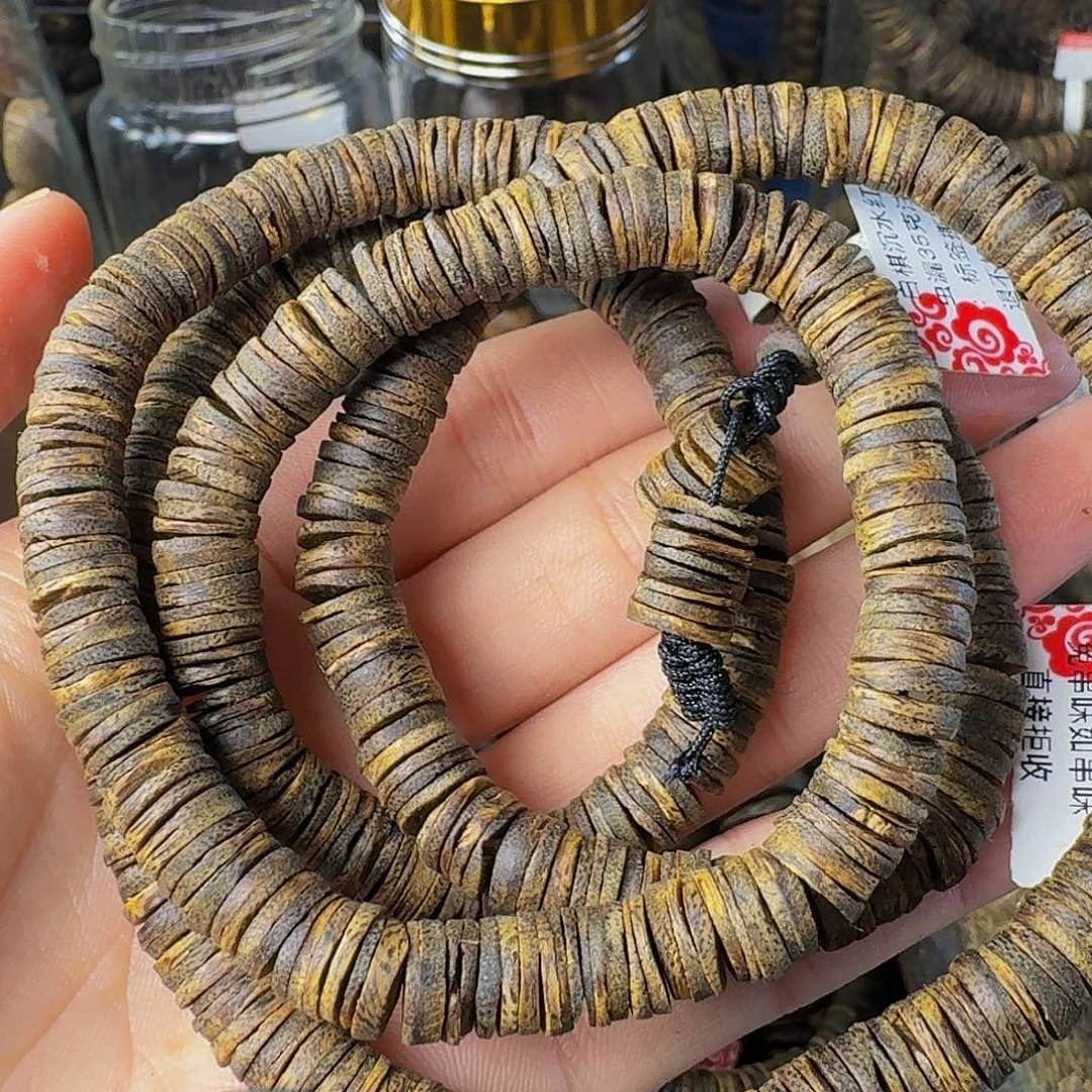 沉香手串小*沉水红油虫漏卡八35