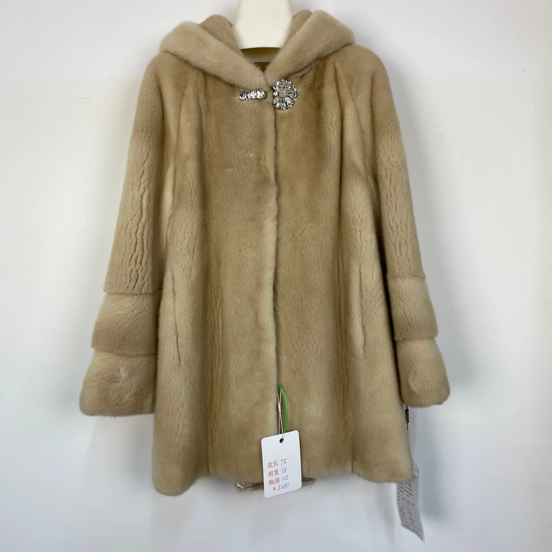 110斤 女气质时尚原色秋冬大码休闲百搭简约外套连帽宽松冬季水貂