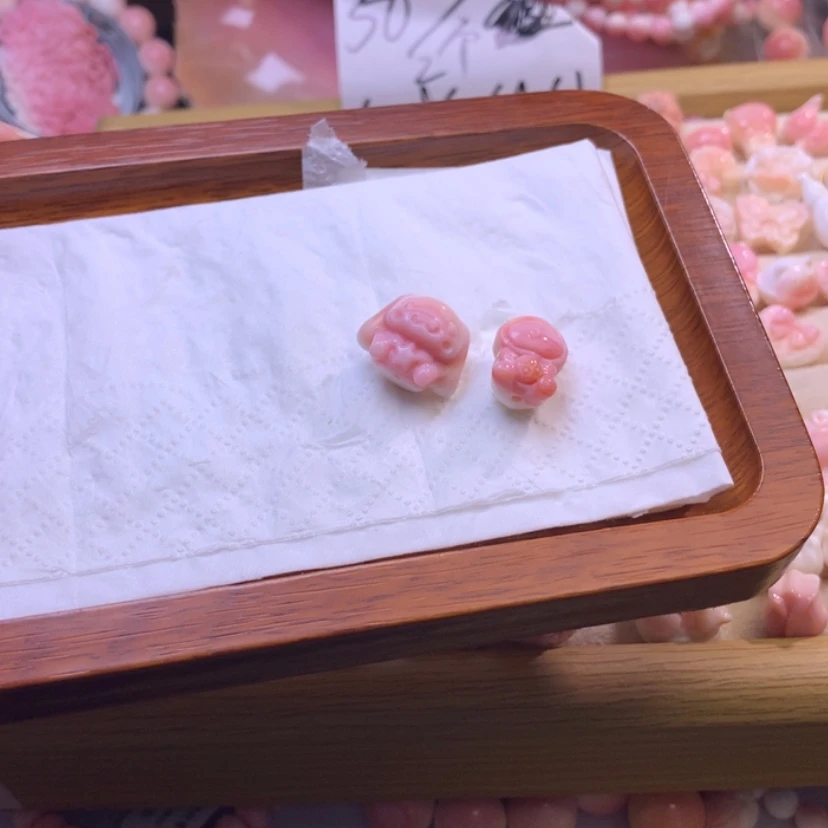 【闪购商品】查罗石颈饰合金福利