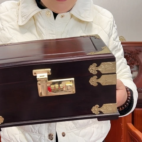 交趾黄檀（大红酸枝）手饰盒