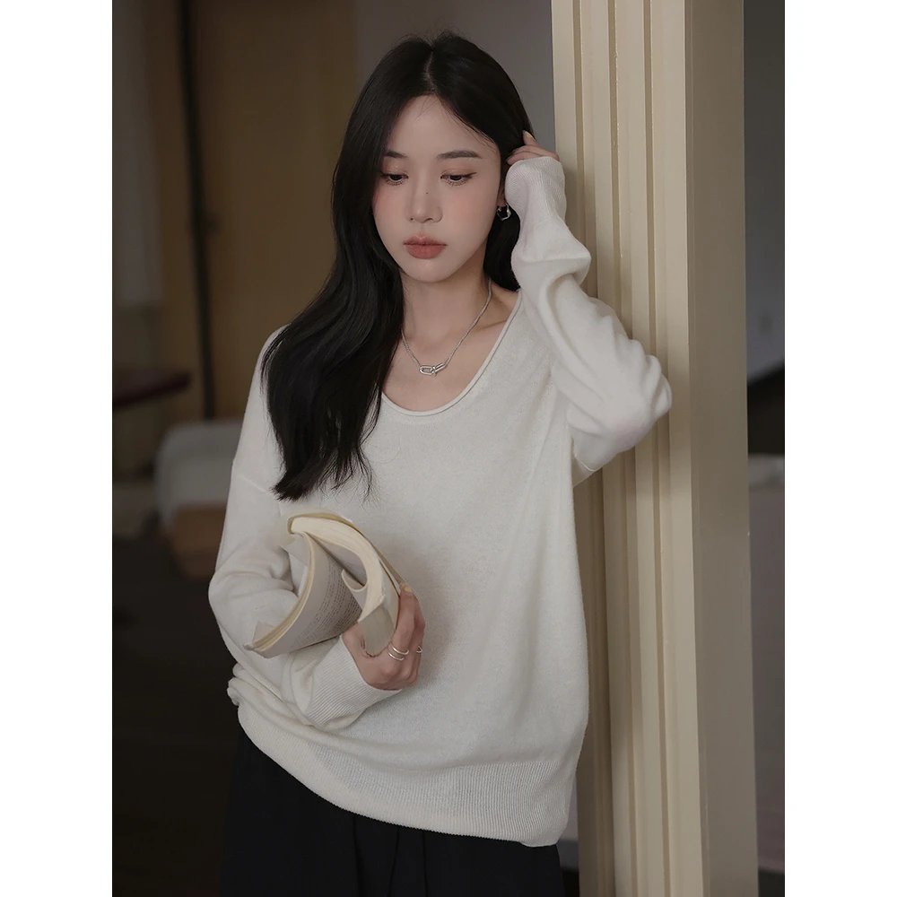 张贝贝 秋日美拉德 100绵羊毛 JI简卷边v领针织衫