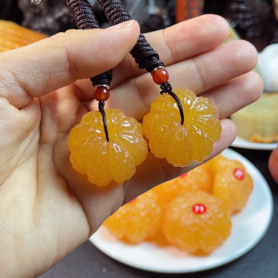 寿山石手艺人雕刻