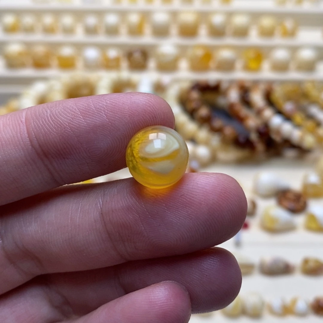 琥珀珠宝奇石未镶嵌染****作