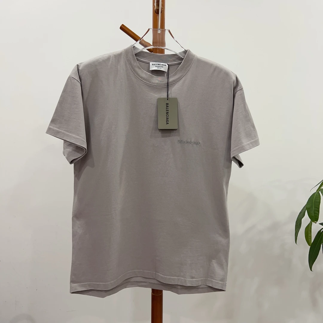 全新未使用 Balenciaga/巴黎世家 短袖尺码XS 成色看直播GSS24818