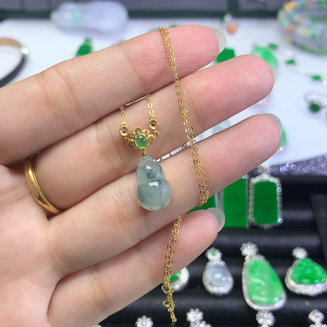 套链18K金镶嵌翡翠