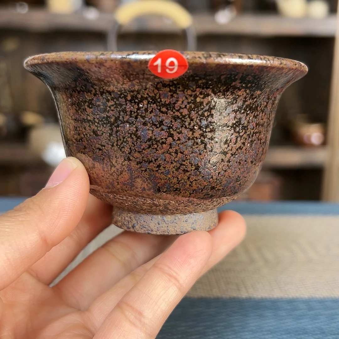 纯手工制作的紫金色主人杯