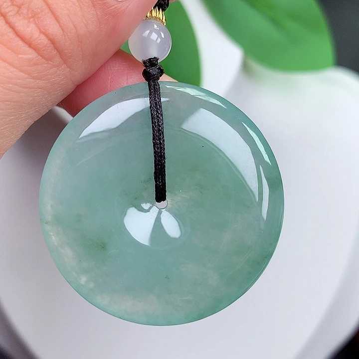 颈饰未镶嵌翡翠平安扣 35.7x6.0mm