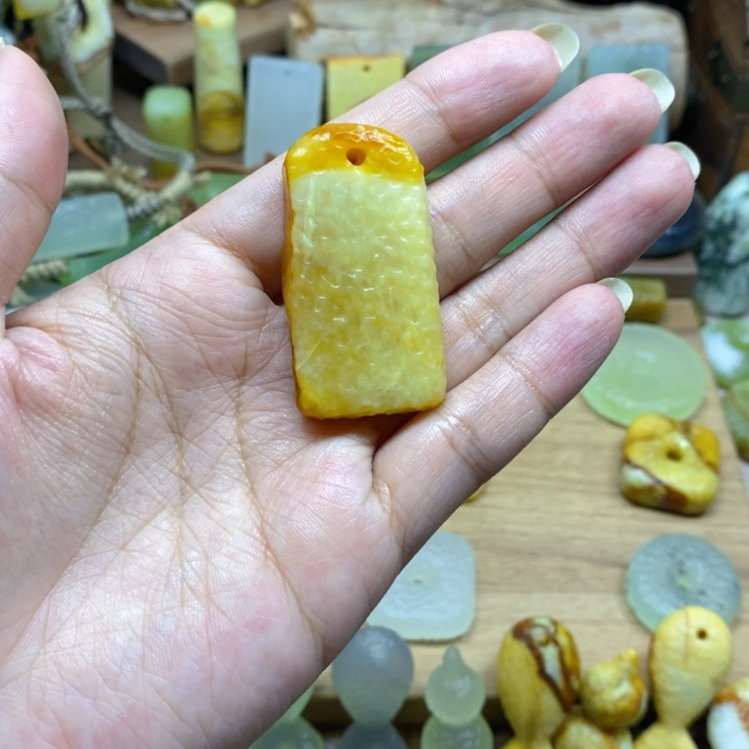 未镶嵌岫玉纯天然长****厂