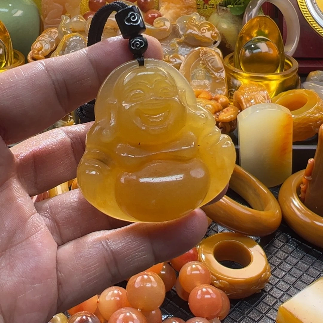 石英质玉未镶嵌颈饰