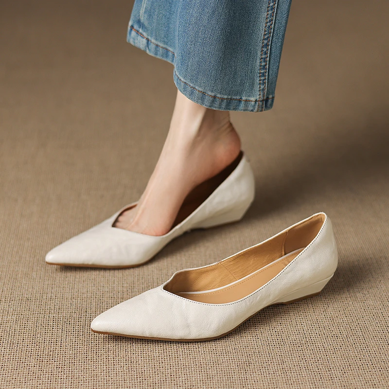 3cm尖头一脚蹬单鞋女四季百搭浅口鞋春秋时尚平底鞋温柔气质女鞋