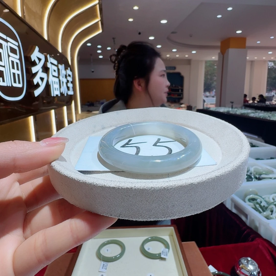 和田玉未镶嵌手镯273