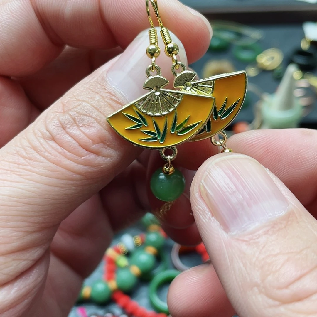 未镶嵌和田玉耳饰