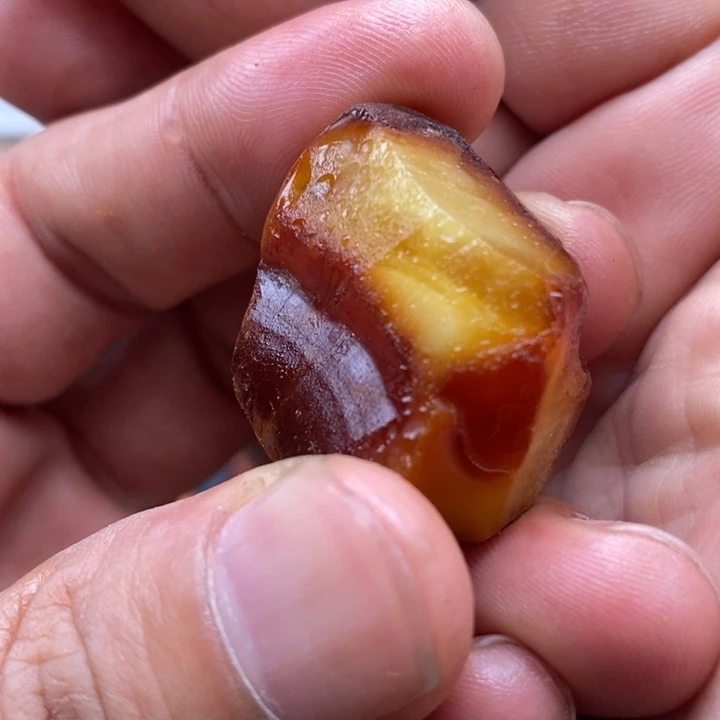 定制琥珀未镶嵌天然蜜蜡原石