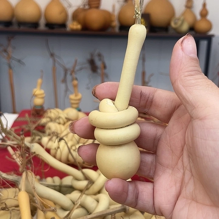 大叶紫檀（黑酸枝木类）噶**行