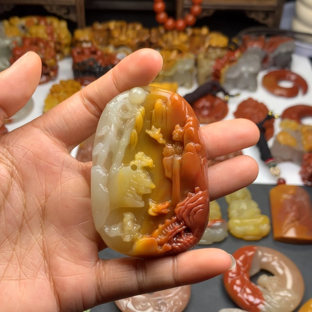 石英质玉（黄龙玉）挂件未镶嵌