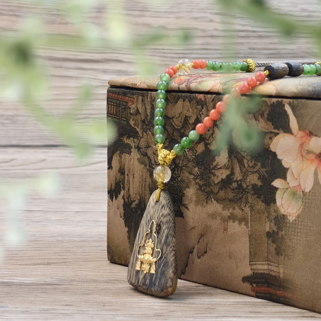 【青玄珠宝】18K金沉香家族开路斗姆五爷金S法阵吊坠+小家庭名+日期