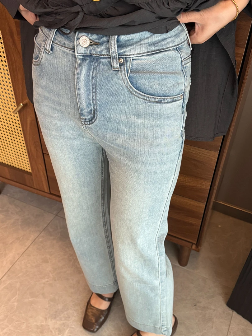 高腰显瘦九分牛仔裤微喇百搭气质弹力直筒裤时尚休闲韩版修身