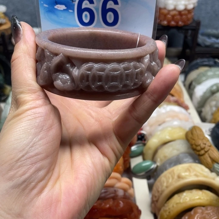 石英岩玉未镶嵌手镯