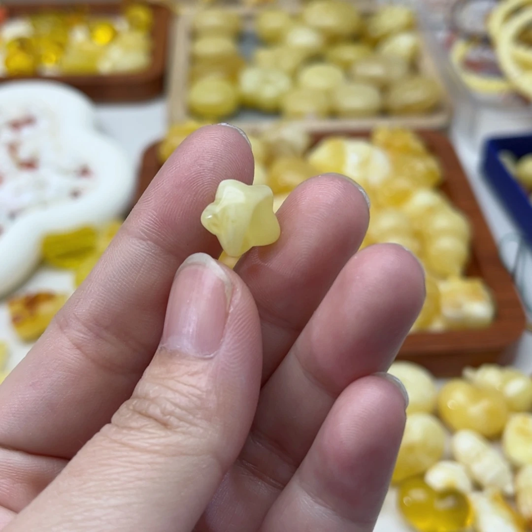 【闪购商品】未镶嵌蜜蜡裸石配饰