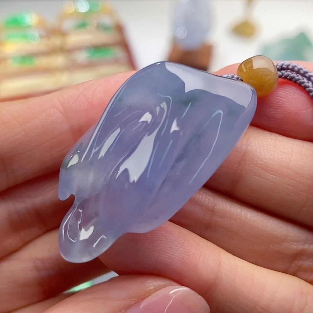 定制翡翠未镶嵌随形胶块