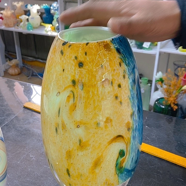 琉璃花瓶高30口径9