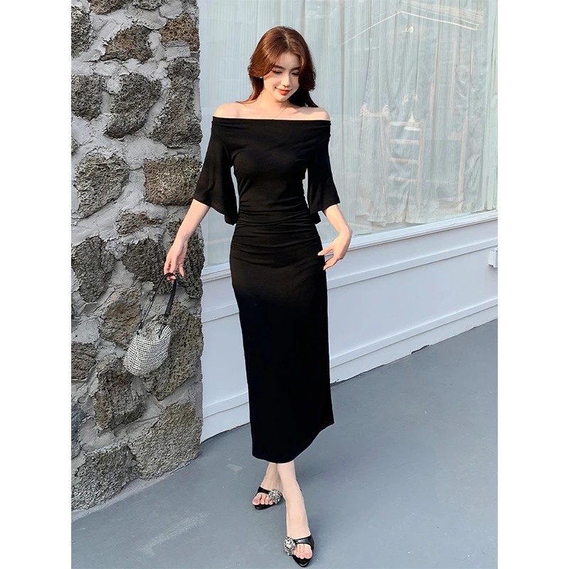 黑色修身一字肩荡领连衣裙收腰裙子女夏季爆款2025新款高级感长裙
