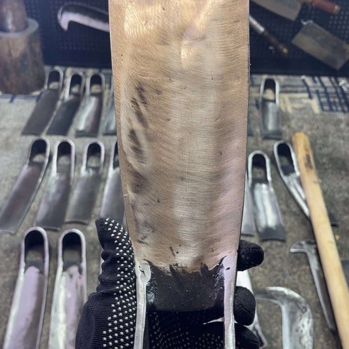 土***土龙泉手工制作工艺锄头