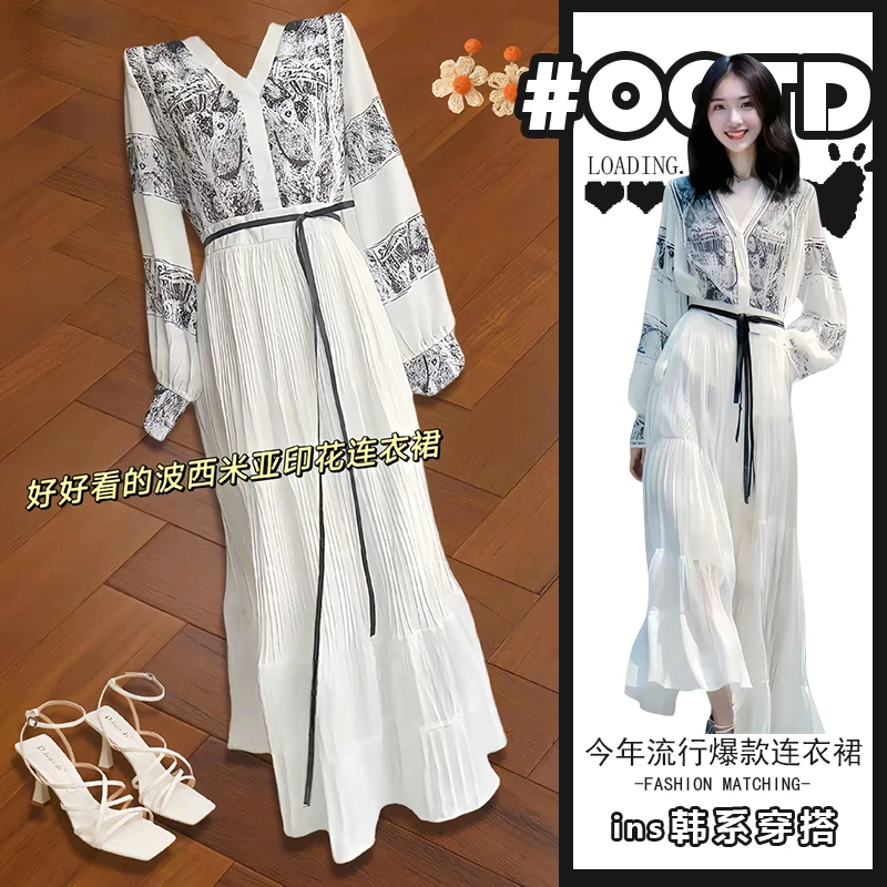赫本风连衣裙女气质高端精致文艺复古气质女神范高级感印花雪纺裙
