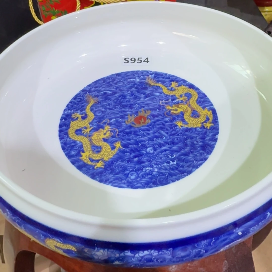 微瑕疵介意勿拍陶瓷器皿B365